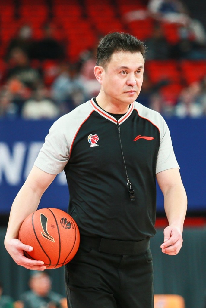 FIBA25-27周期全球篮球裁判员及临场代表注册中国名单:段铸领衔