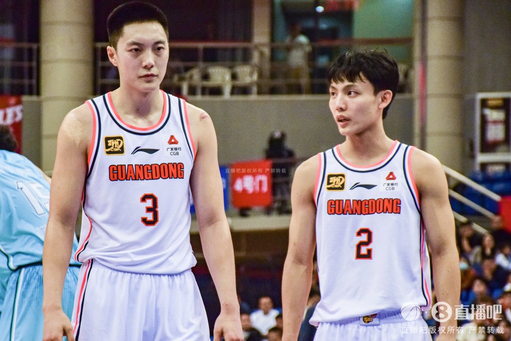 媒体人:广东阵容比过去几年宽裕很多 还需看外援的引进情况&磨合
