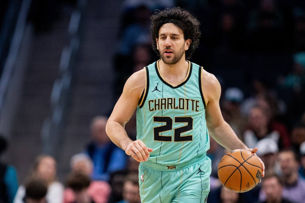 泰斯:欧洲球星去NBA希望仍得到球星待遇 但到了NBA只能蹲底角